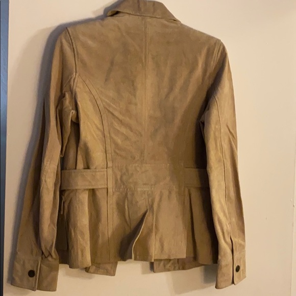 Jacket - Picture 2 of 4